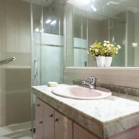 Apartment Suitur Familiar Con Piscina