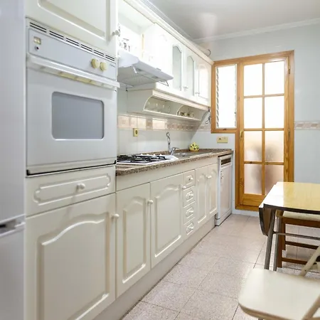 Apartment Suitur Familiar Con Piscina